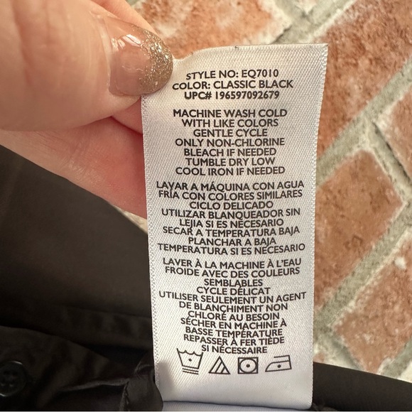 Equipment Black Button Down Satin Blouse Long Sleeve Women’s Small Career Office - Picture 9 of 13